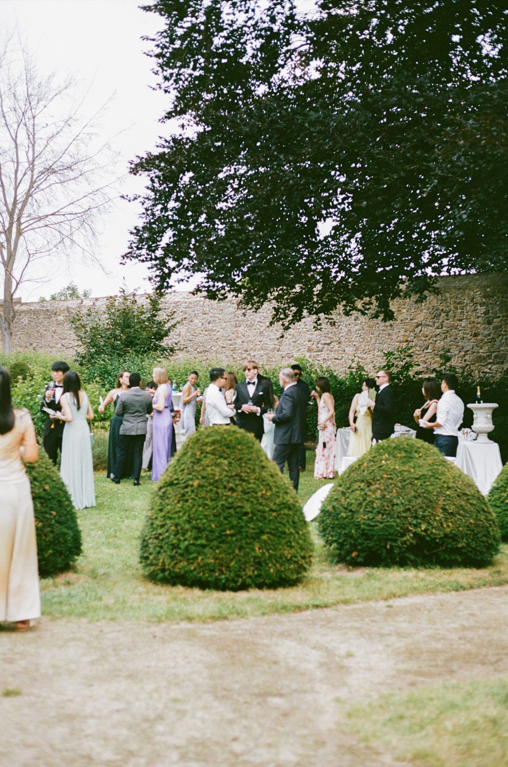 Schloss Vollrads Hochzeit, Hochzeitsfotograf Rheingau, hochzeitsfotograf Frankfurt, Heiraten im Schloss, asiatische Hochzeit