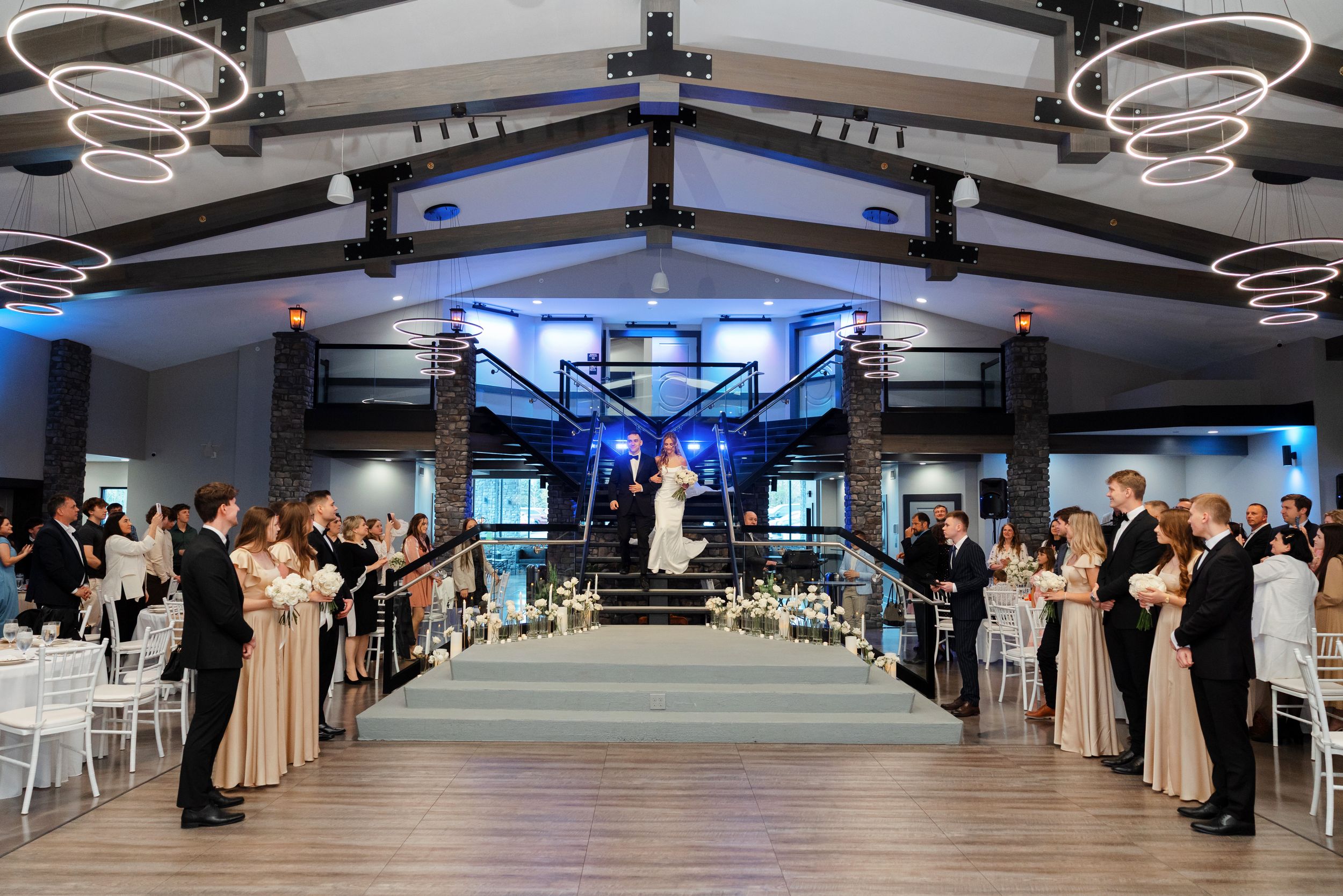 Wedding reception at Reserve at Stone Creek in North Canton photographed by Tom Forrest from Hudson, Ohio.