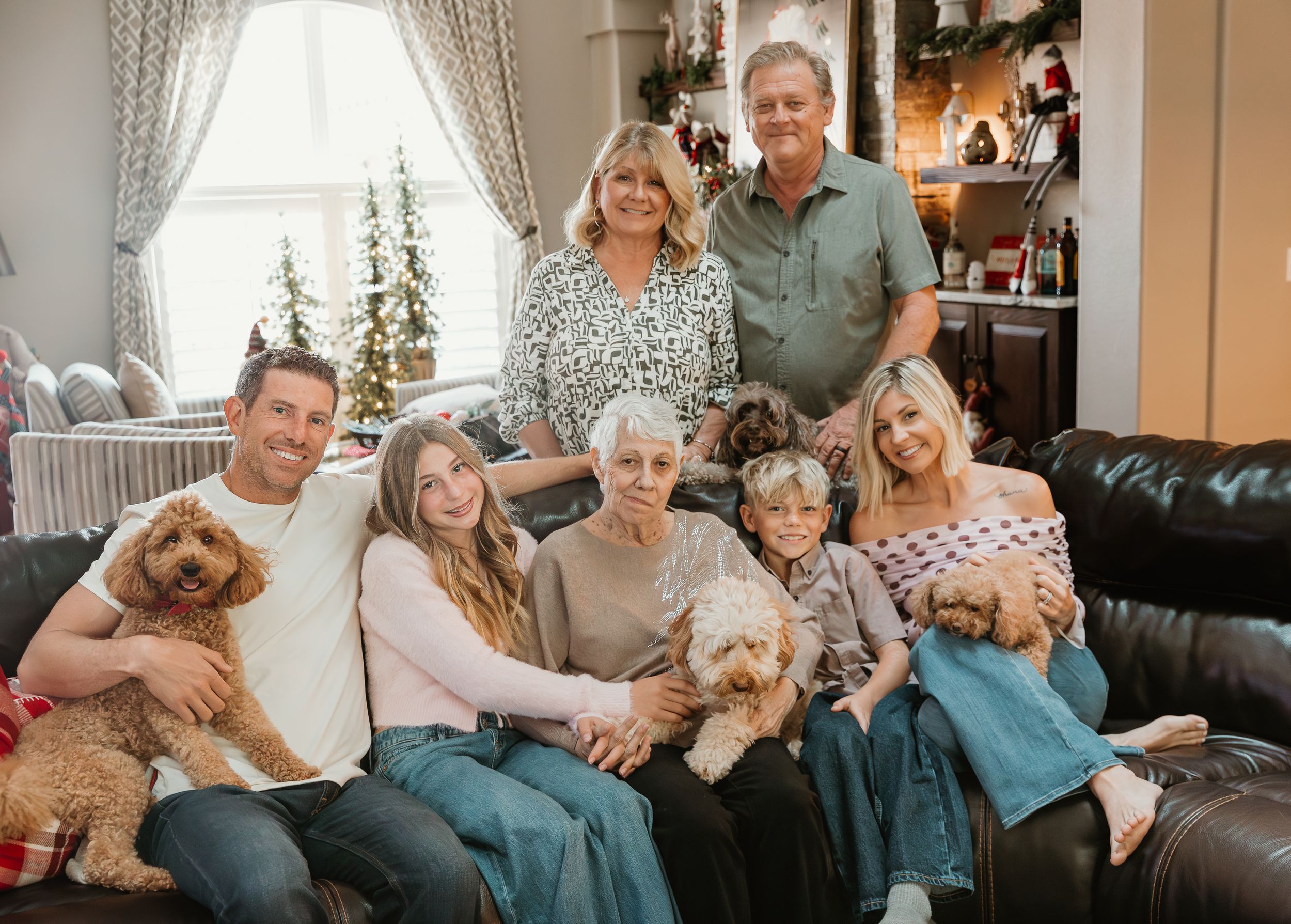 family, extended family, In home session,  documentary session, generations, New smyrna FL