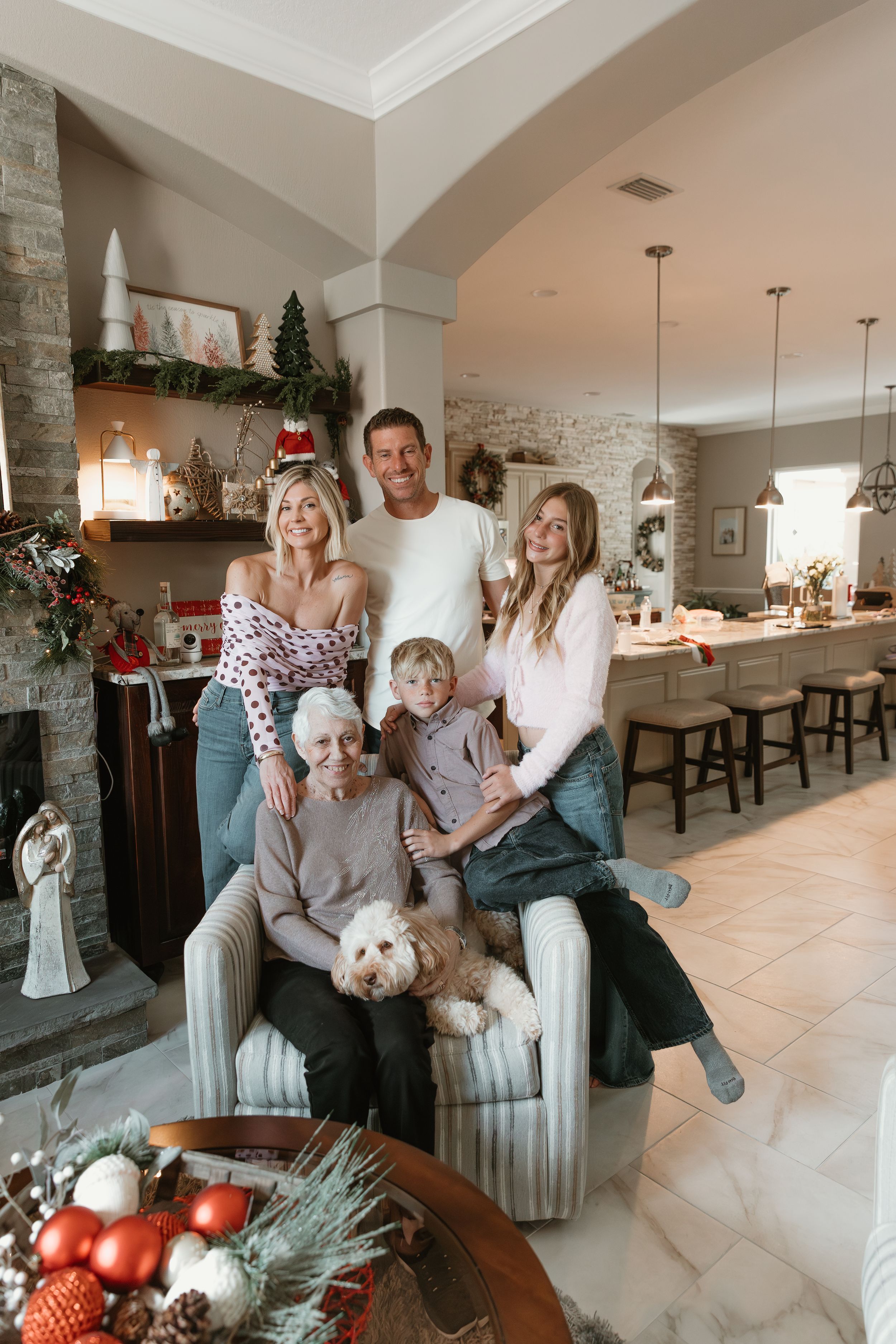 family, extended family, In home session,  documentary session, generations, New smyrna FL