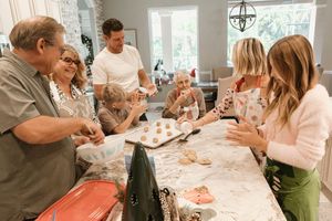 family, extended family, In home session,  documentary session, generations, New smyrna FL, baking