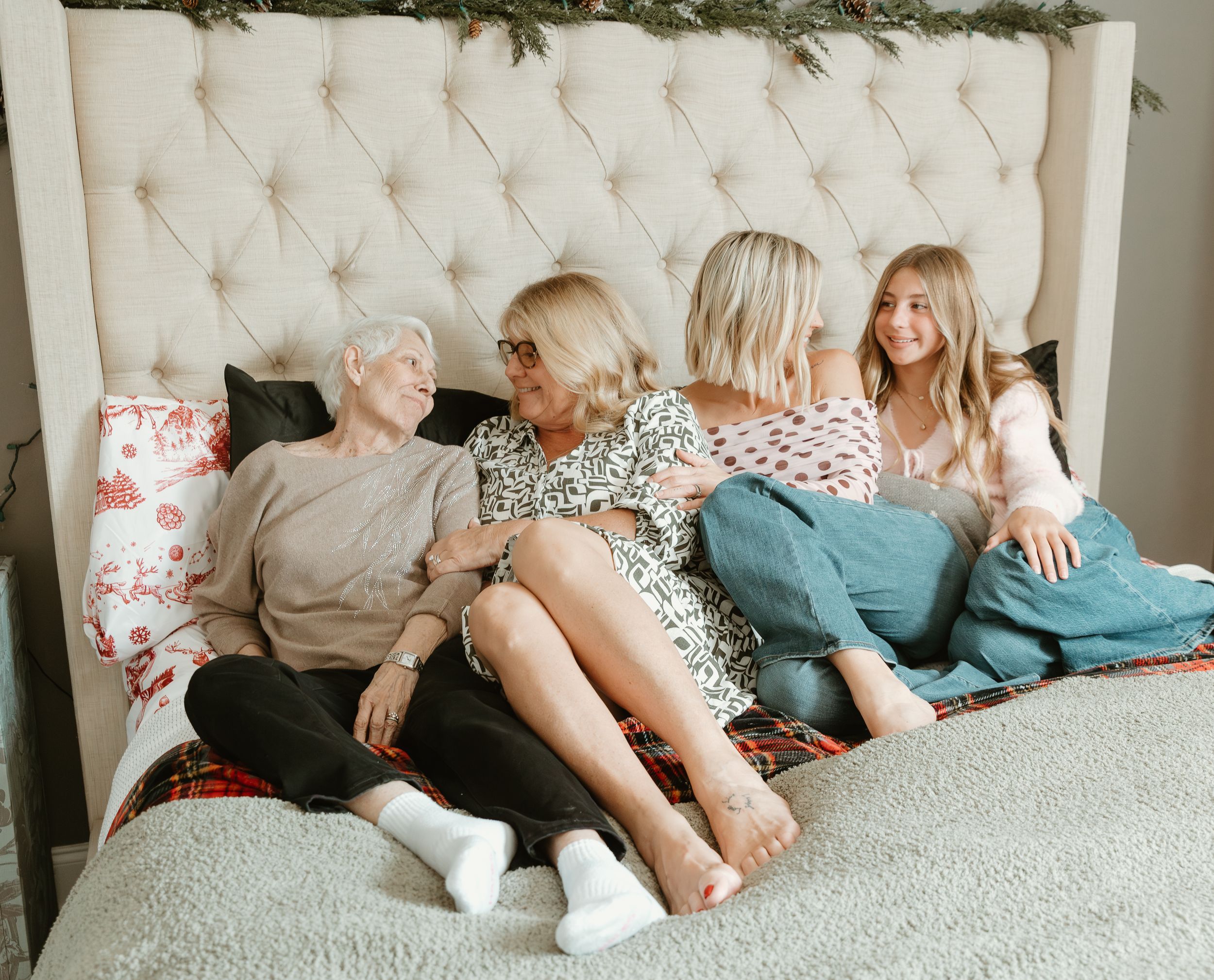 family, extended family, In home session,  documentary session, generations, New smyrna FL