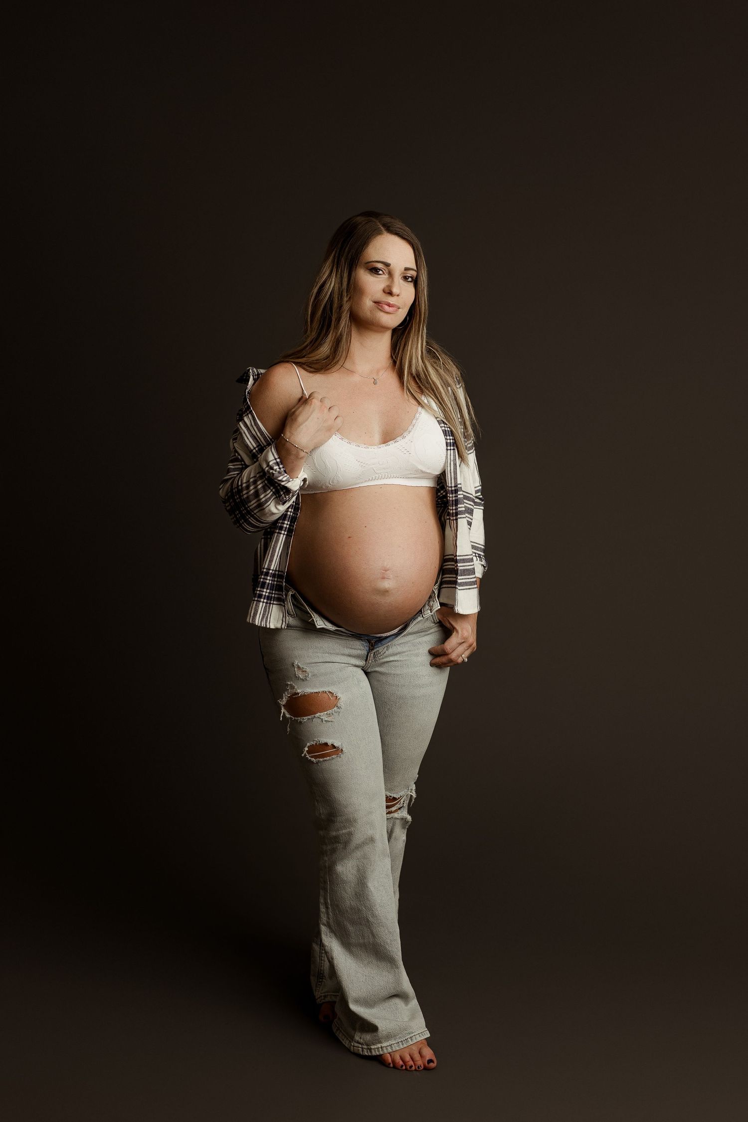 Wichita maternity photographer, maternity photography near me Wichita, maternity photoshoot, maternity photography packages