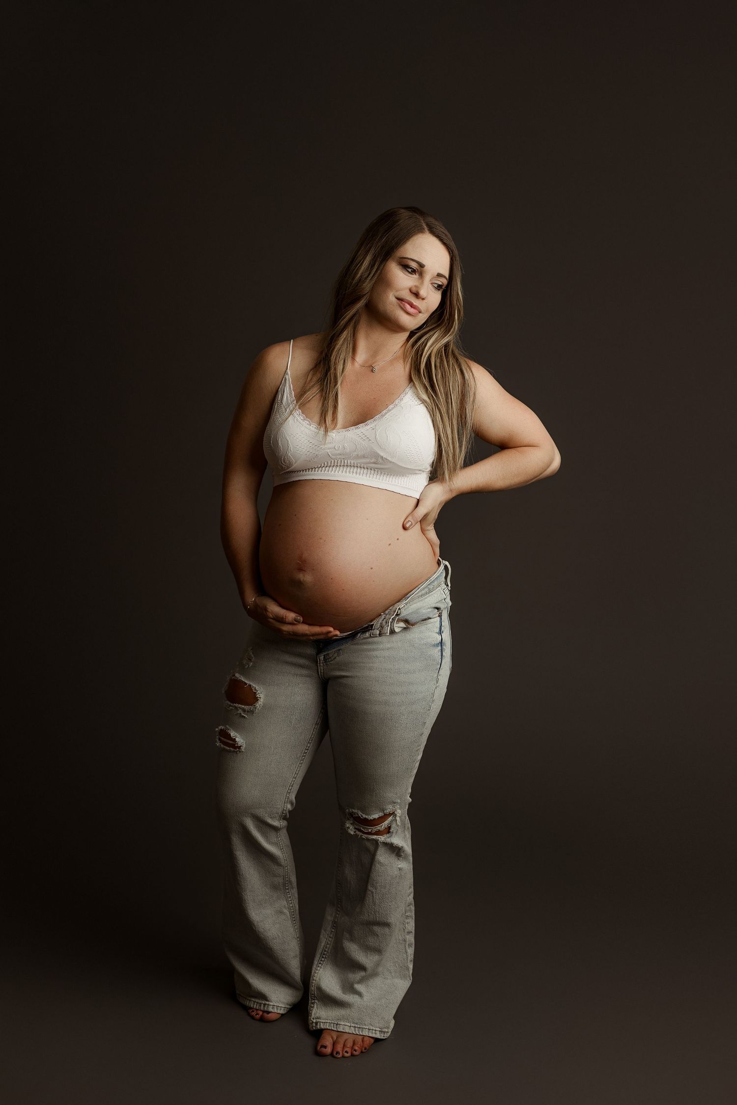 Wichita maternity photographer, maternity photography near me Wichita, maternity photoshoot, maternity photography packages
