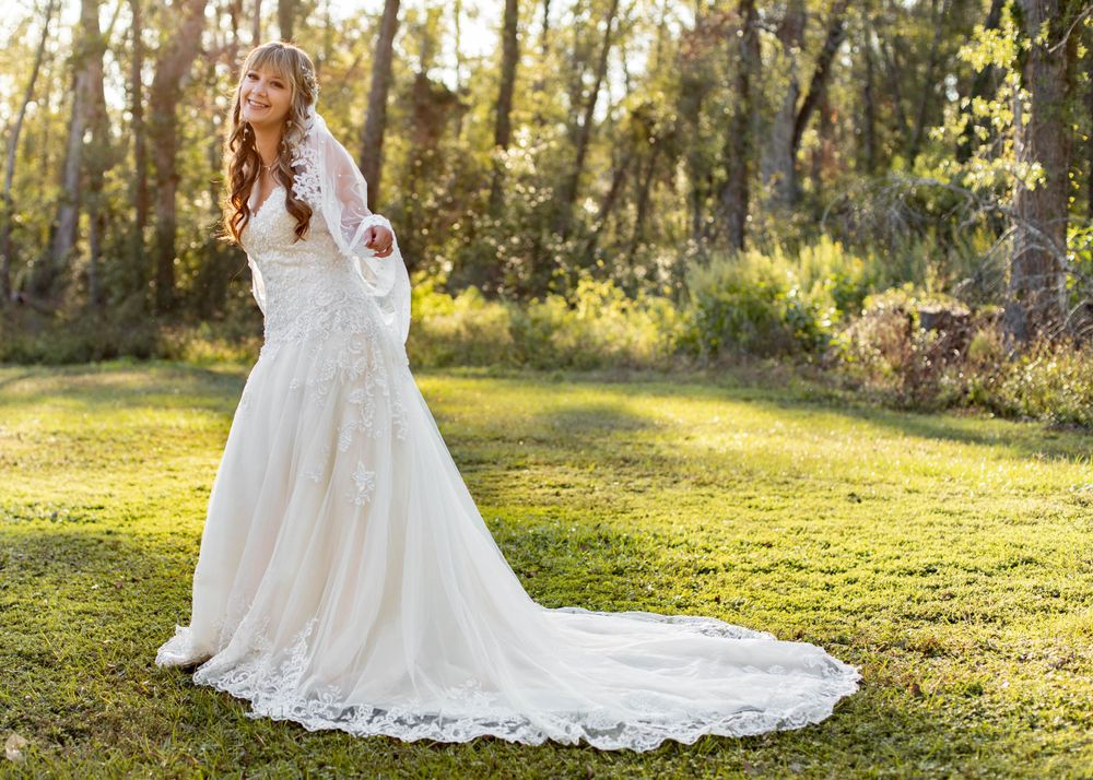 Dramatic bridal moment being photographed by AJ Herron Photography in this back yard wedding located in Live Oak, Florida.