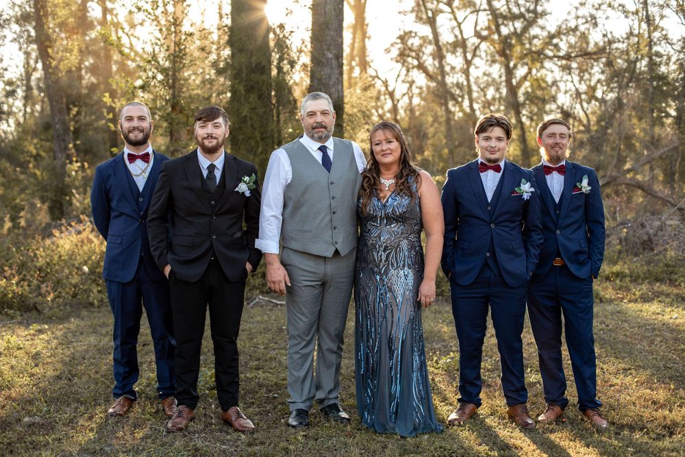 Mother and Father of the groom having a picture taken by AJ Herron Photography in Live Oak, FL.