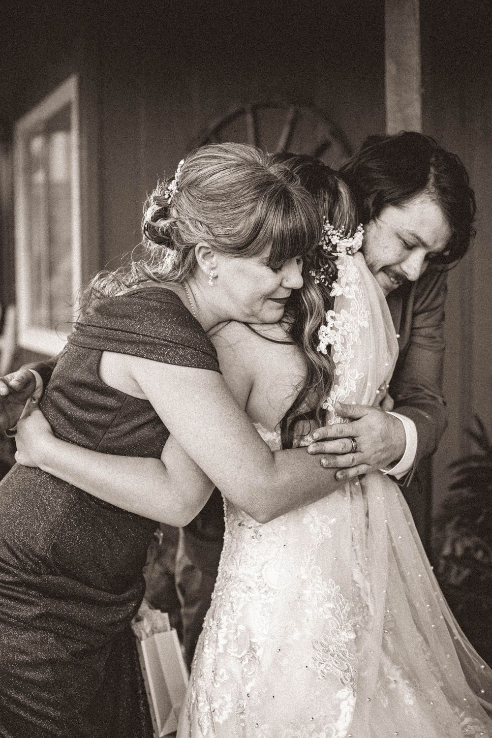 A first look of the bride with mom and brother, such a sweet moment photographed by a Live Oak, FL photographer, AJ Herron Photography.