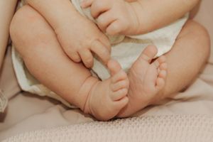 photos de famille, séance maternité, photographe, bébé, nouveau-née
