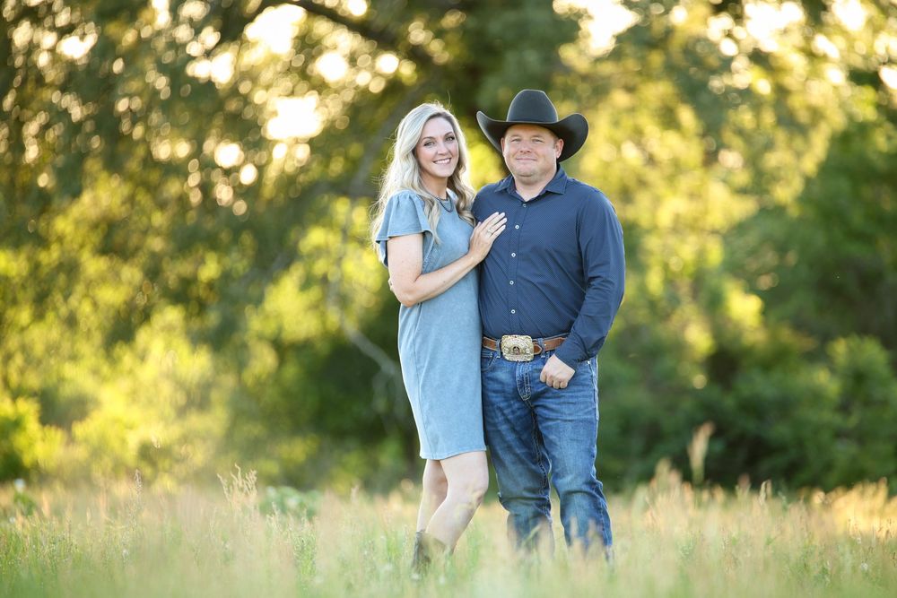 western couple portraits, family portraits, Chandler, Texas