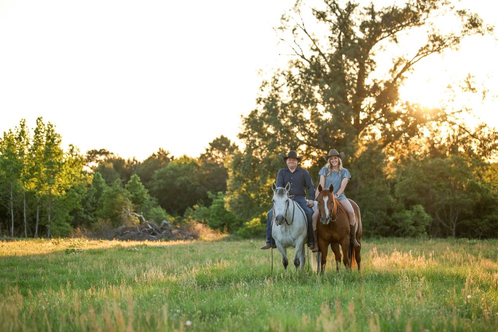 Lake Palestine, portrait photographer, equine photographer, family
