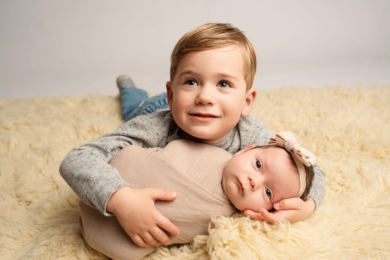 Los Angeles Newborn Photographer near me, Los Angeles Maternity Photography and Newborn Photographer and Cake Smash Photography | JDLA Photo