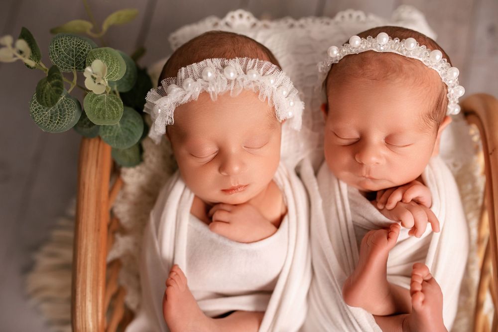 Adelaide newborn photographer Lin Photography - natural baby portrait with lightly vintage style