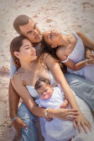 Premier Bonaire photographer Felicia Schuette – maternity, motherhood, boudoir, couples, lifestyle, business, flying dress, mini sessions.
