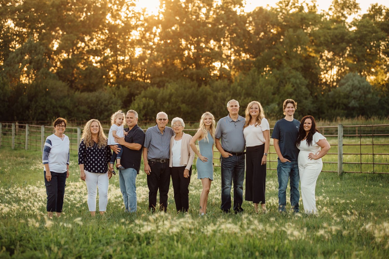 Family Photographer Sioux Falls, Family Portraits Madison South Dakota, Family Photos in Sioux Falls, Multi-generation family photography