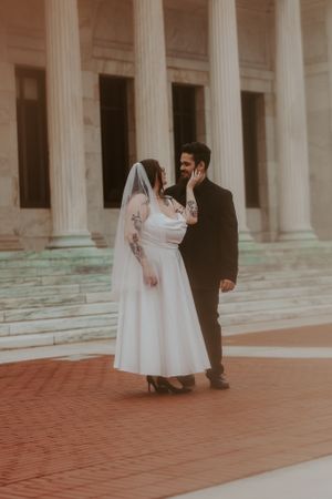 Toldeo art museum engagement session with Cincinnati photographer