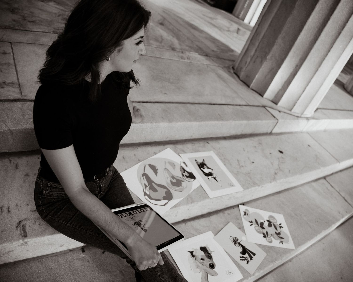 Branding session for a local artist at the Niles McKinley Library in Niles, Ohio. Creative portraits with original artwork.