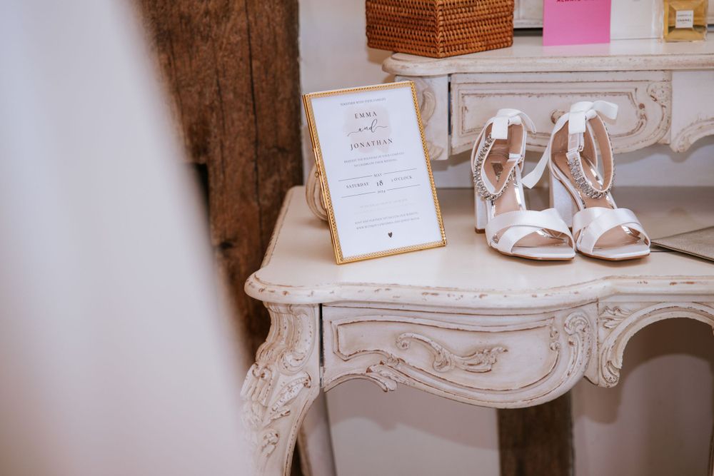 Cain manor wedding photographer, wedding photographer Hampshire