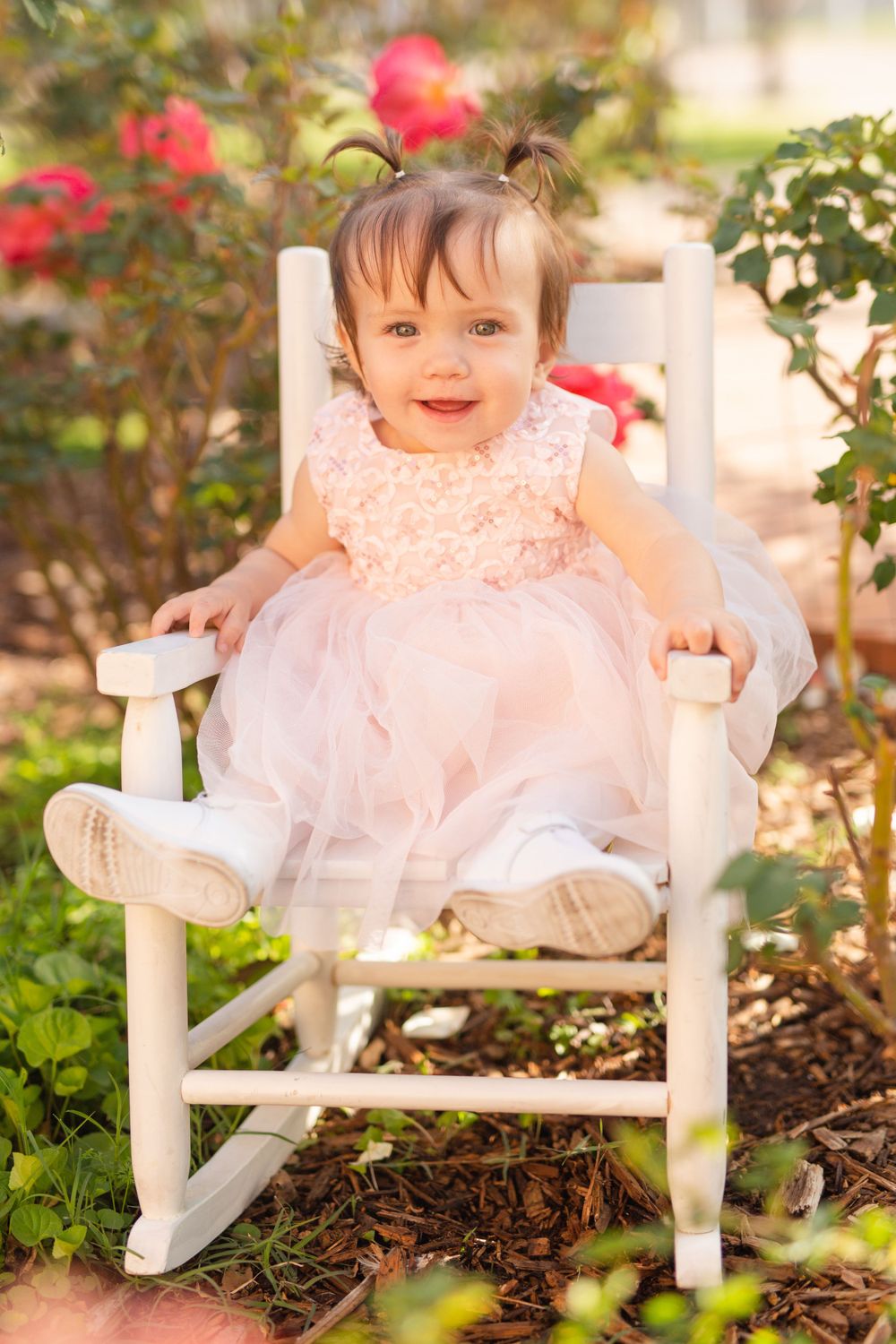 One Year Old Cake Smash at Heritage Square in Phoenix, Arizona by Jen Lynn Studios.