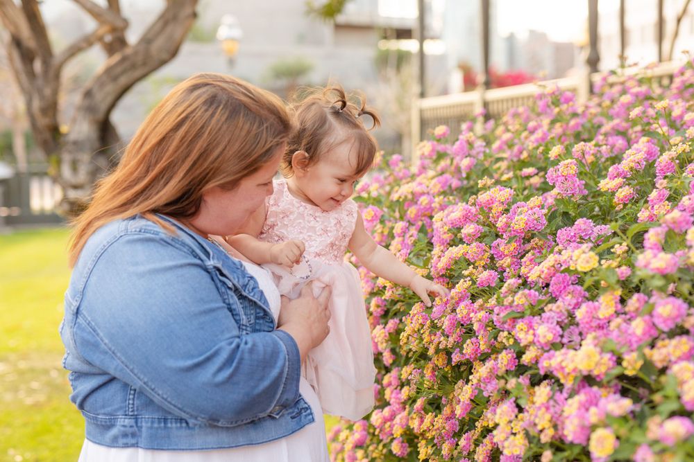 One Year Old Cake Smash at Heritage Square in Phoenix, Arizona by Jen Lynn Studios