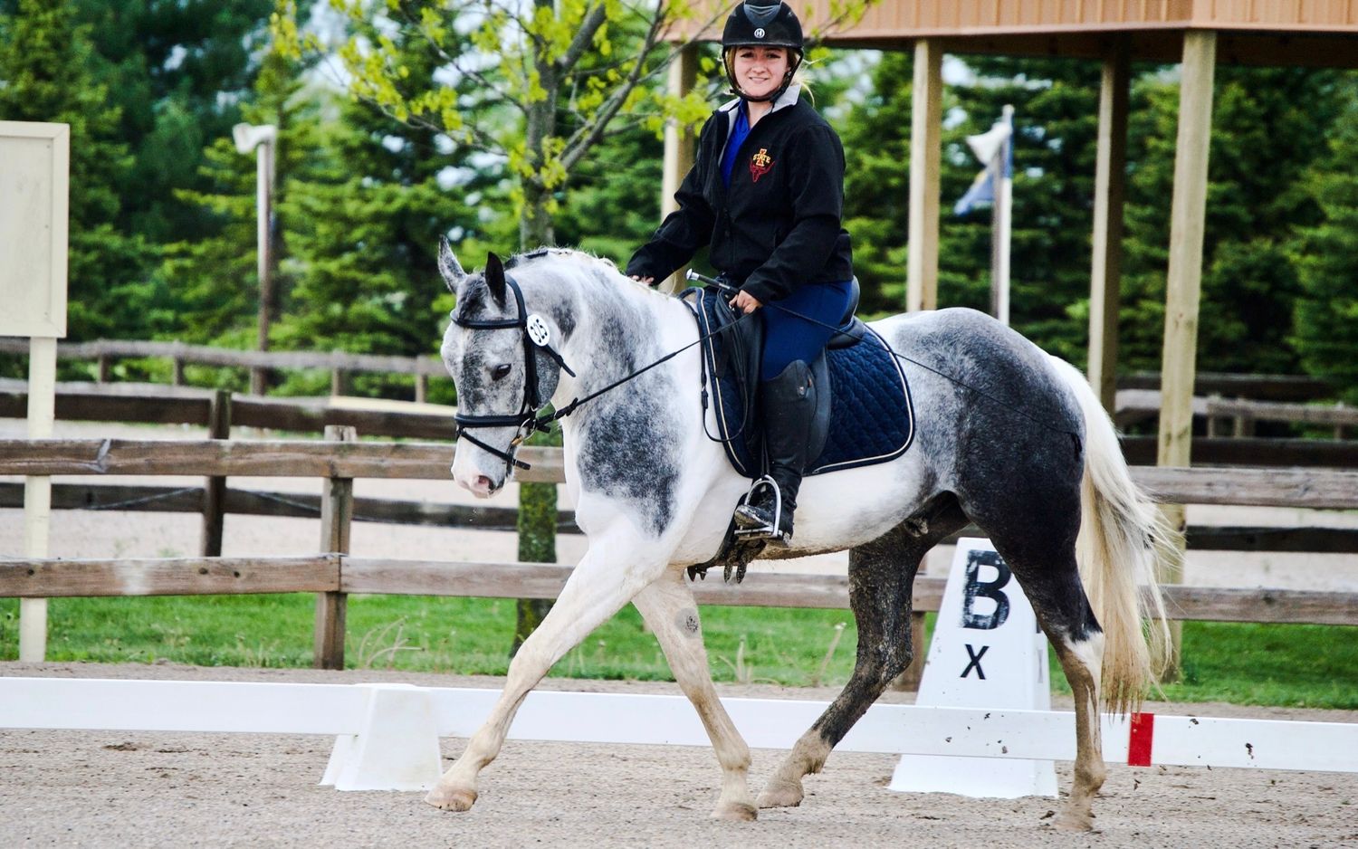 Kate showing at Maffitt Lake Equestrian Center in Cummings, IA 2022