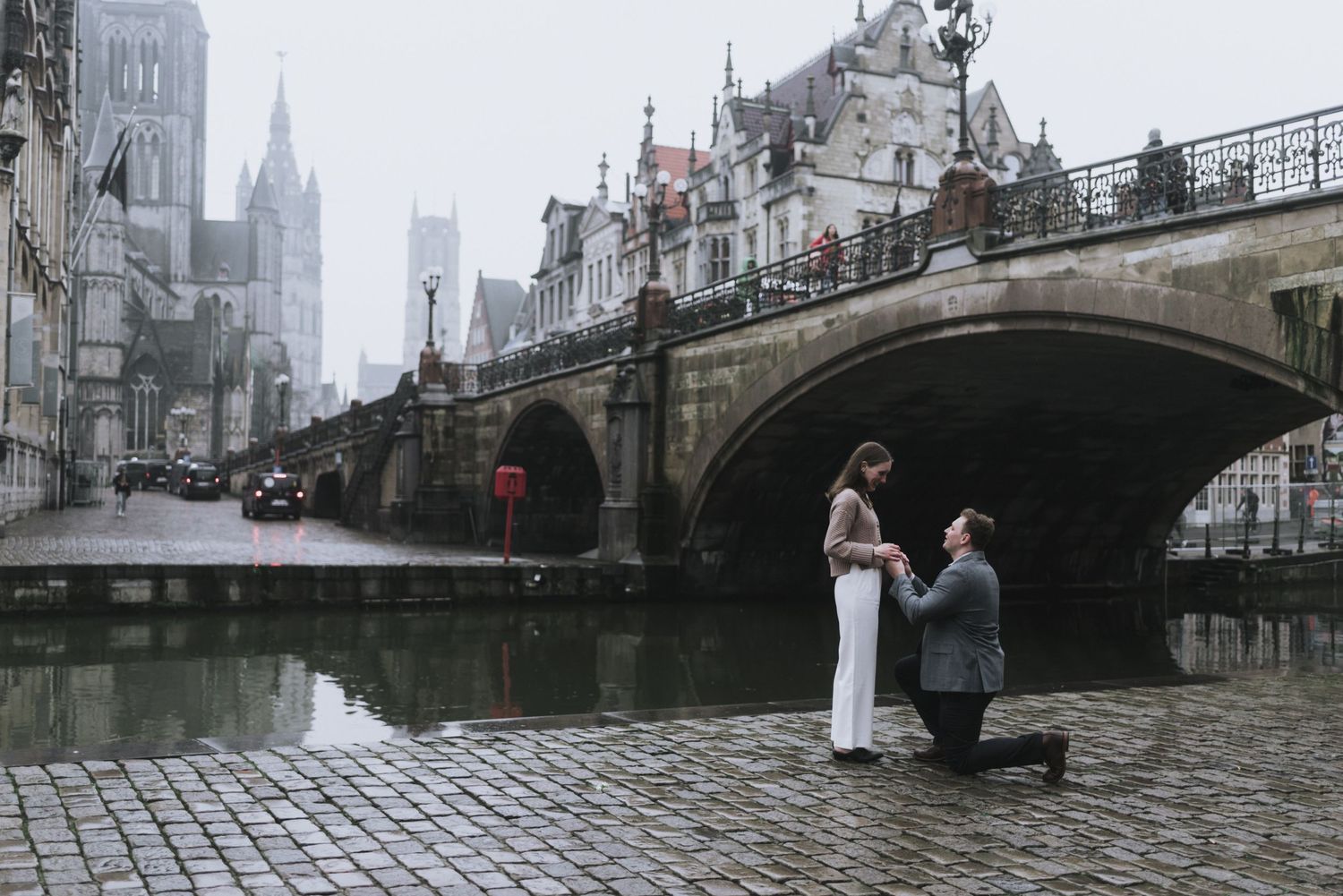 surprise secret proposal photographer Belgium bruges Ghent Brussels engagement wedding expert