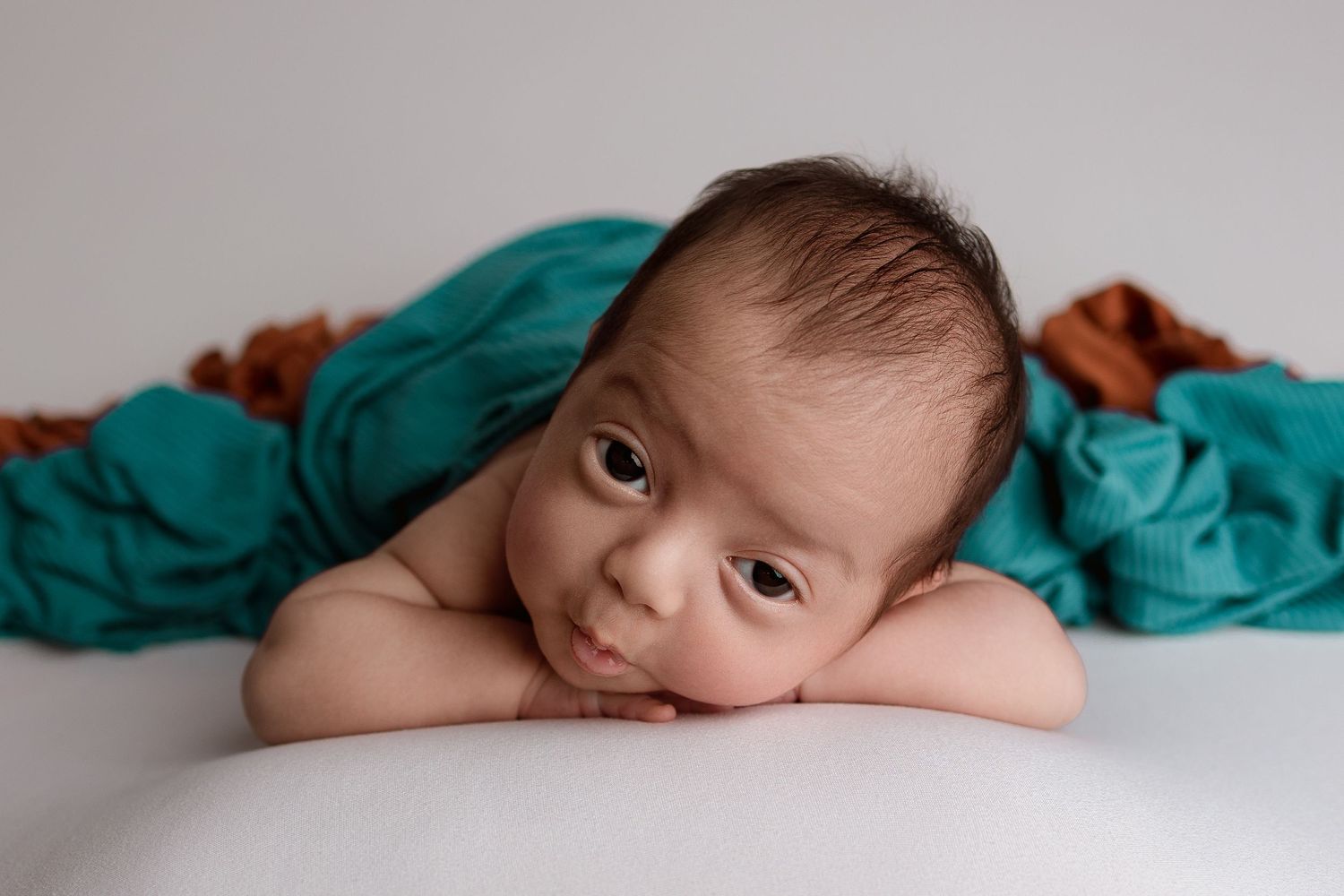 Miami baby portraits, newborn photoshoot, book newborn session near me Miami, newborn photography packages, best Miami photographer