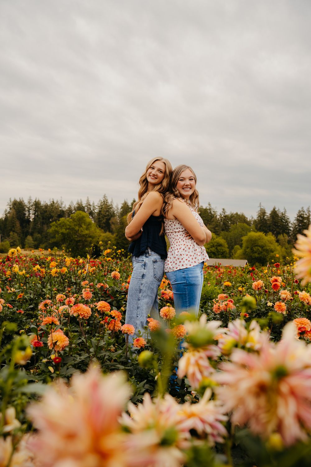 BECCAWPHOTOGRAPHY - Olympia Washington senior photography

Lynch Creek Dahlia , Shelton WA