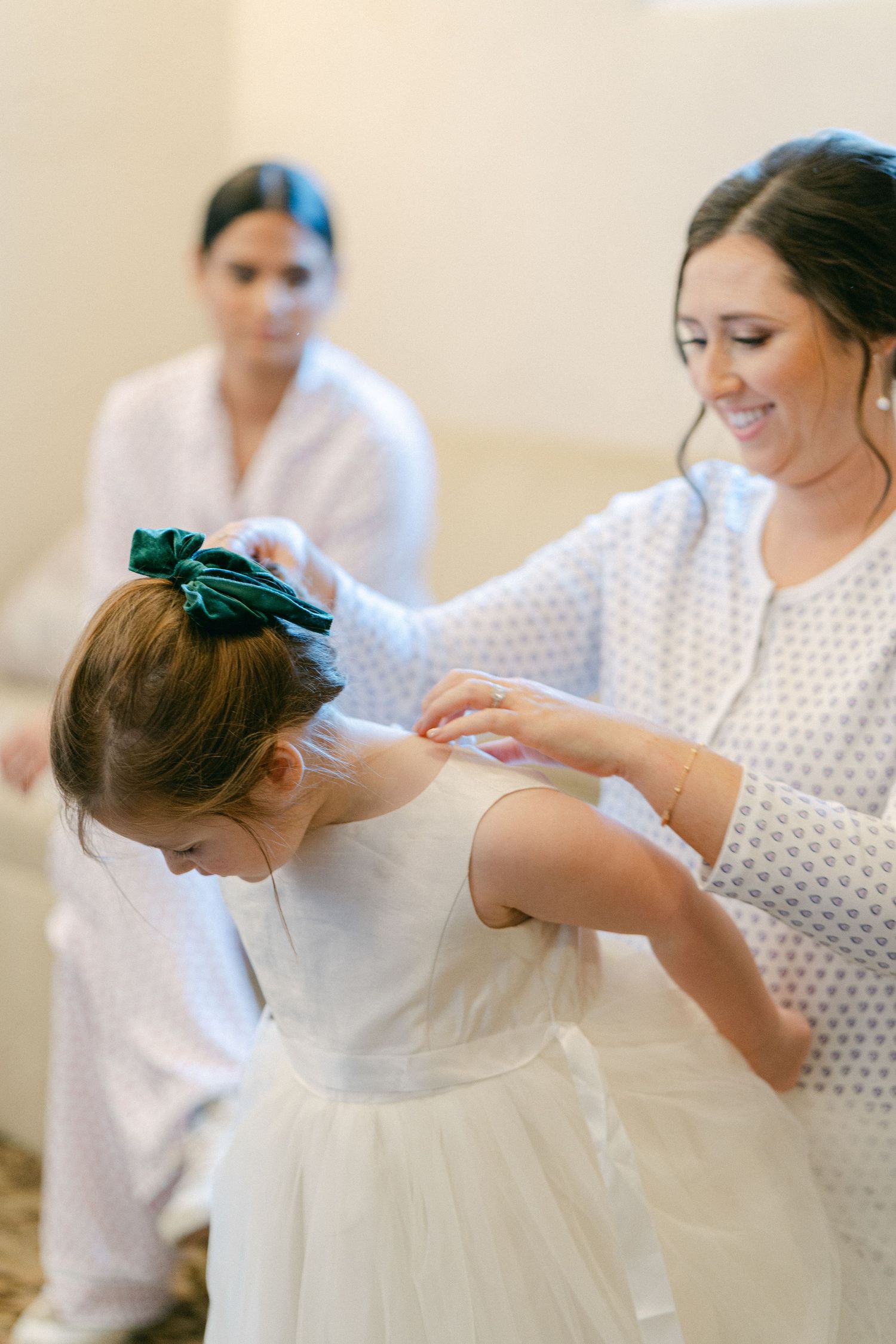 Annie Strever Wedding Editorial Fine Photography Lott Hall Herman Park Houston Texas Country Club Getting ready bridal