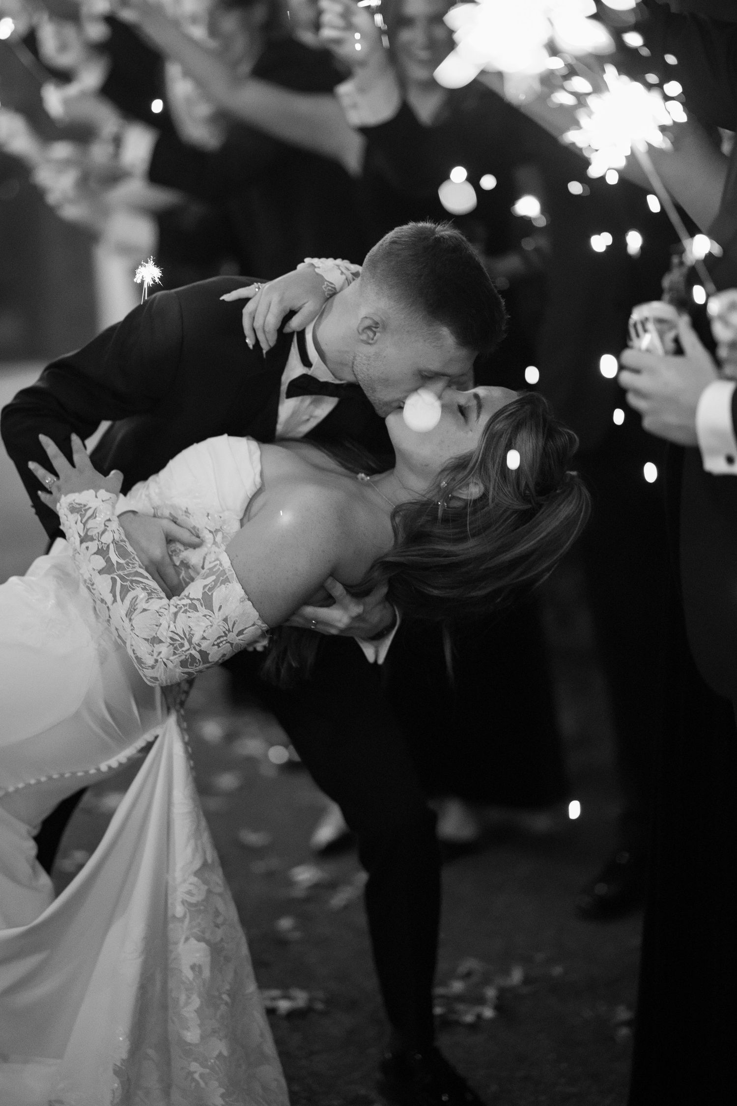 wedding photography | cincinnati wedding photographer | cincinnati engagement photography | documentary wedding photography | true-to-color