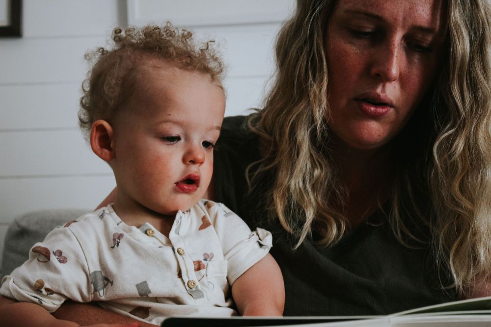 Vancouver Family and Motherhood Photographer offering natural and candid mommy and me sessions indoors or outdoors