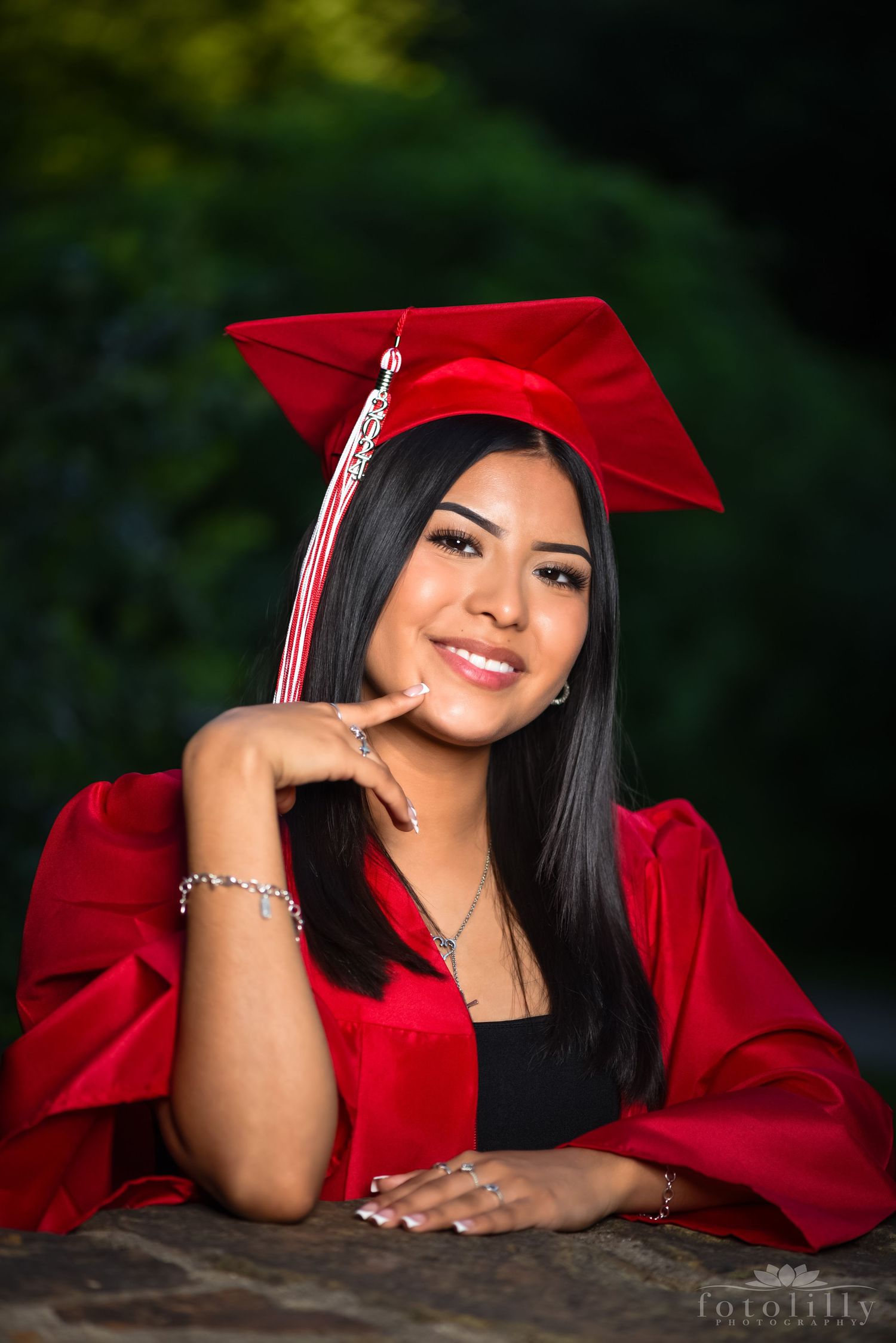 DFW'S BEST professional senior portrait photographer fotolilly photography senior graduation photography packages