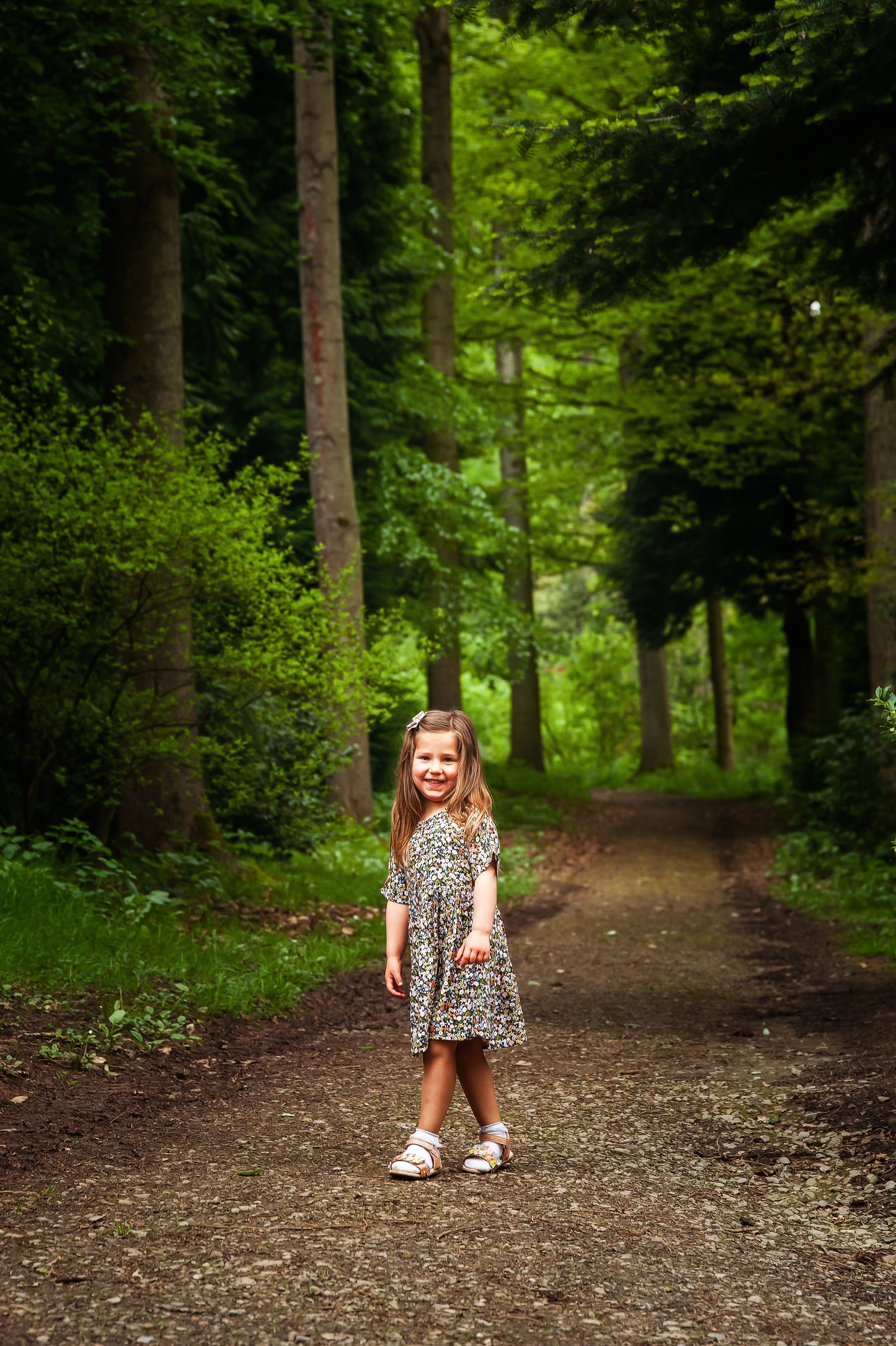 outdoor photoshoot by kara jade photography