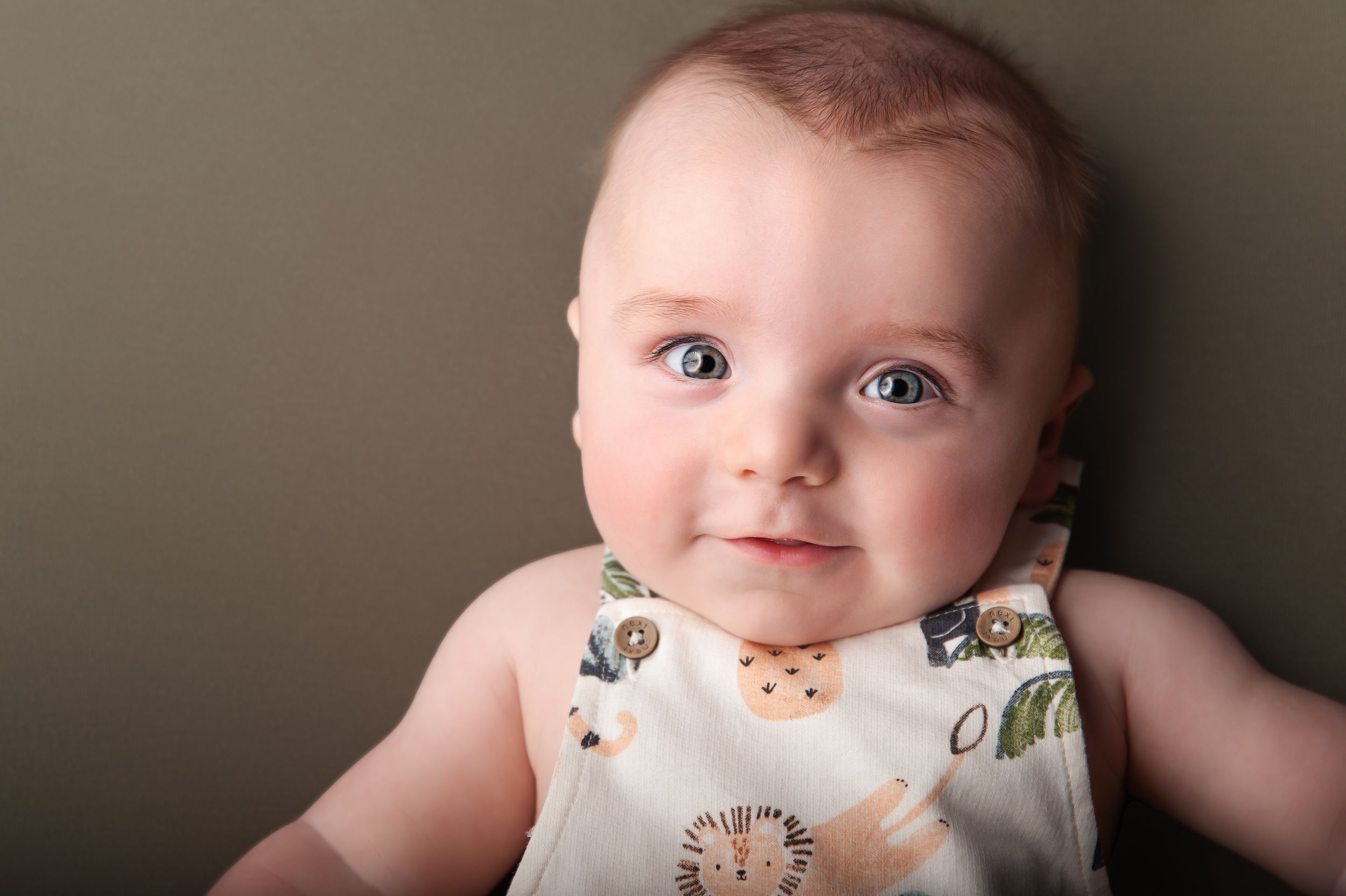 baby photoshoot by kara jade photography