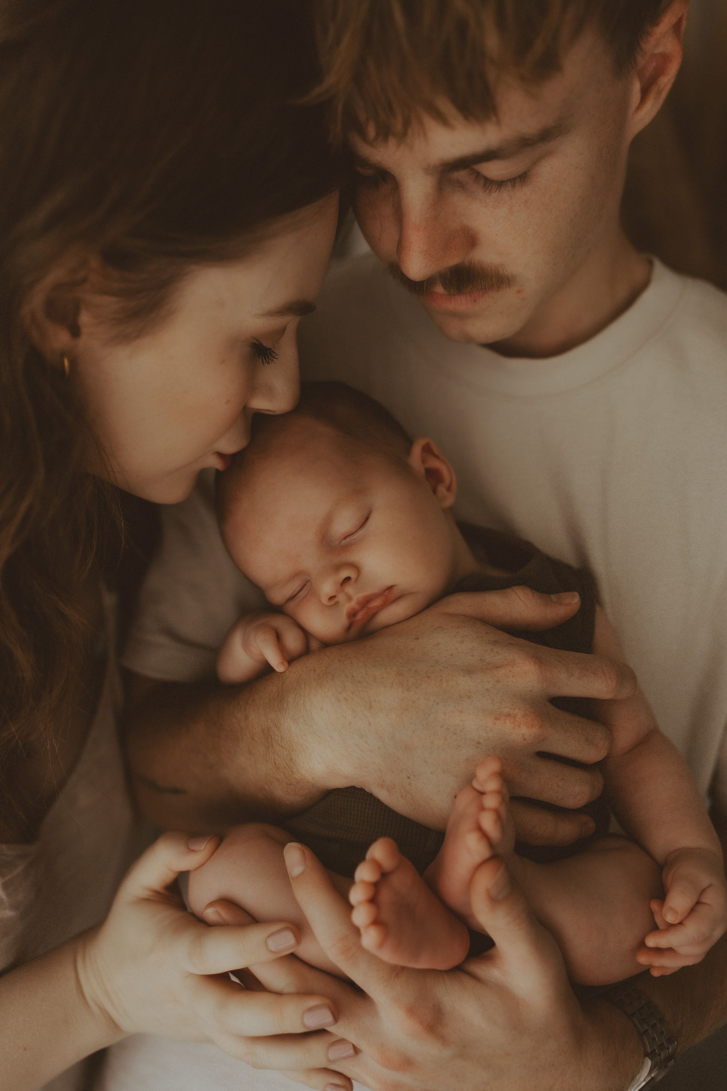 Documenting all walks of life, weddings, maternity, newborn and family photography. Sunshine Coast