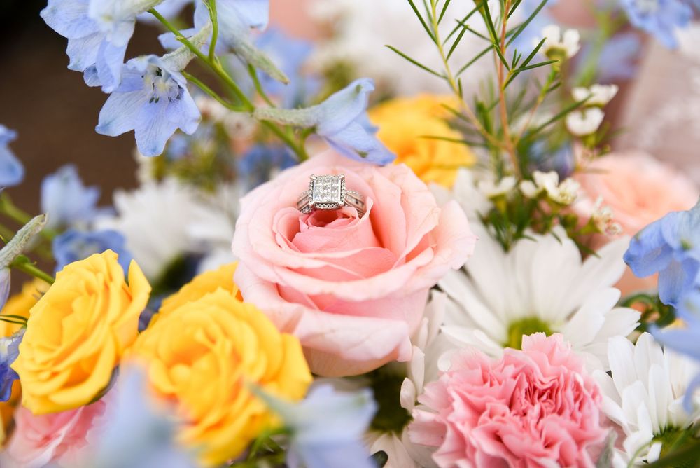 detail bridal bouquet and ring