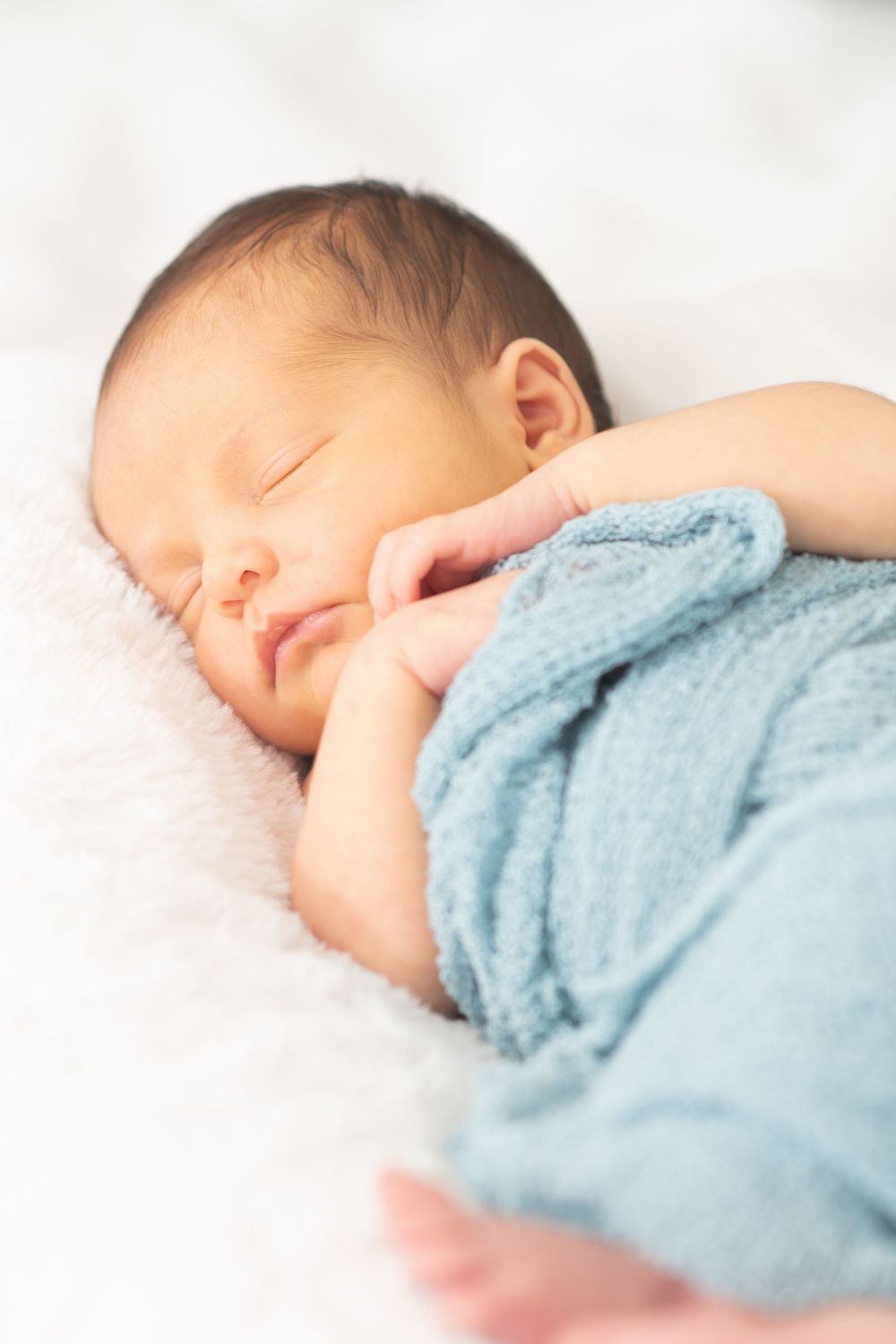 at home new born session in Houston Heights