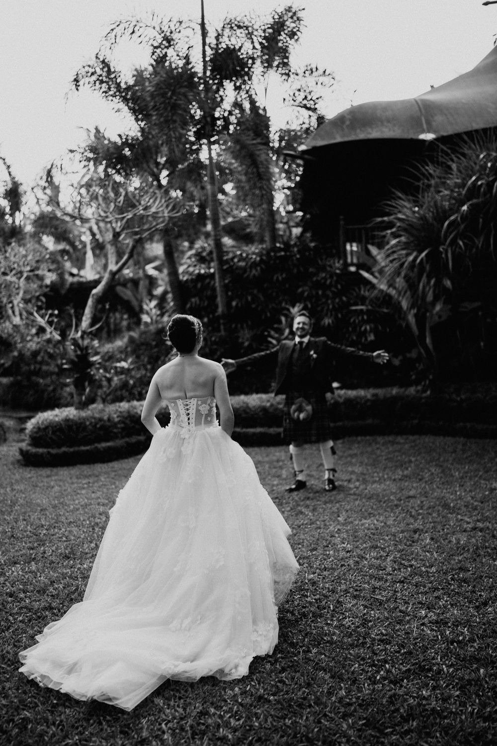 Luxury wedding photography at Capella Ubud Bali
