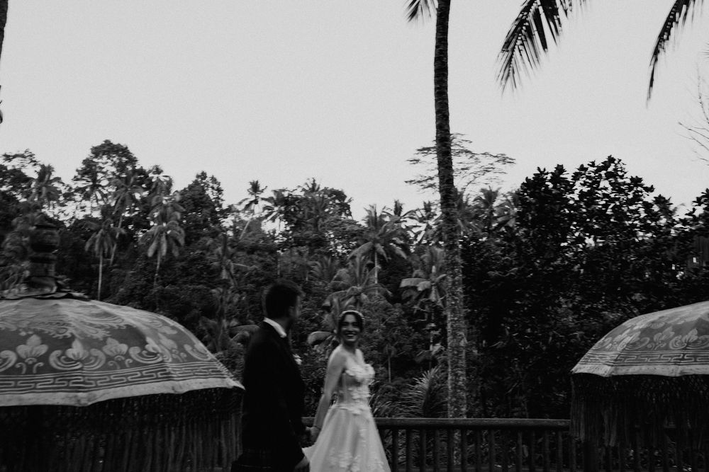 Luxury wedding photography at Capella Ubud Bali