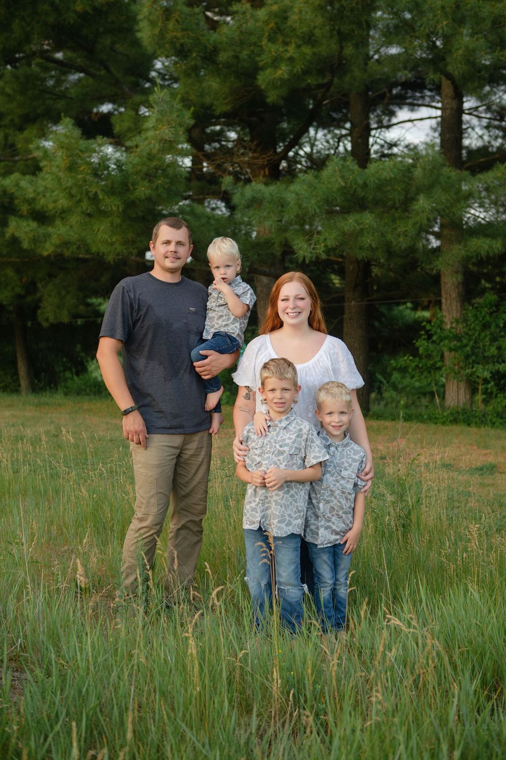 Kendall Kuss Photography Waukesha County family photographer. Family lifestyle photos in Sullivan Wi