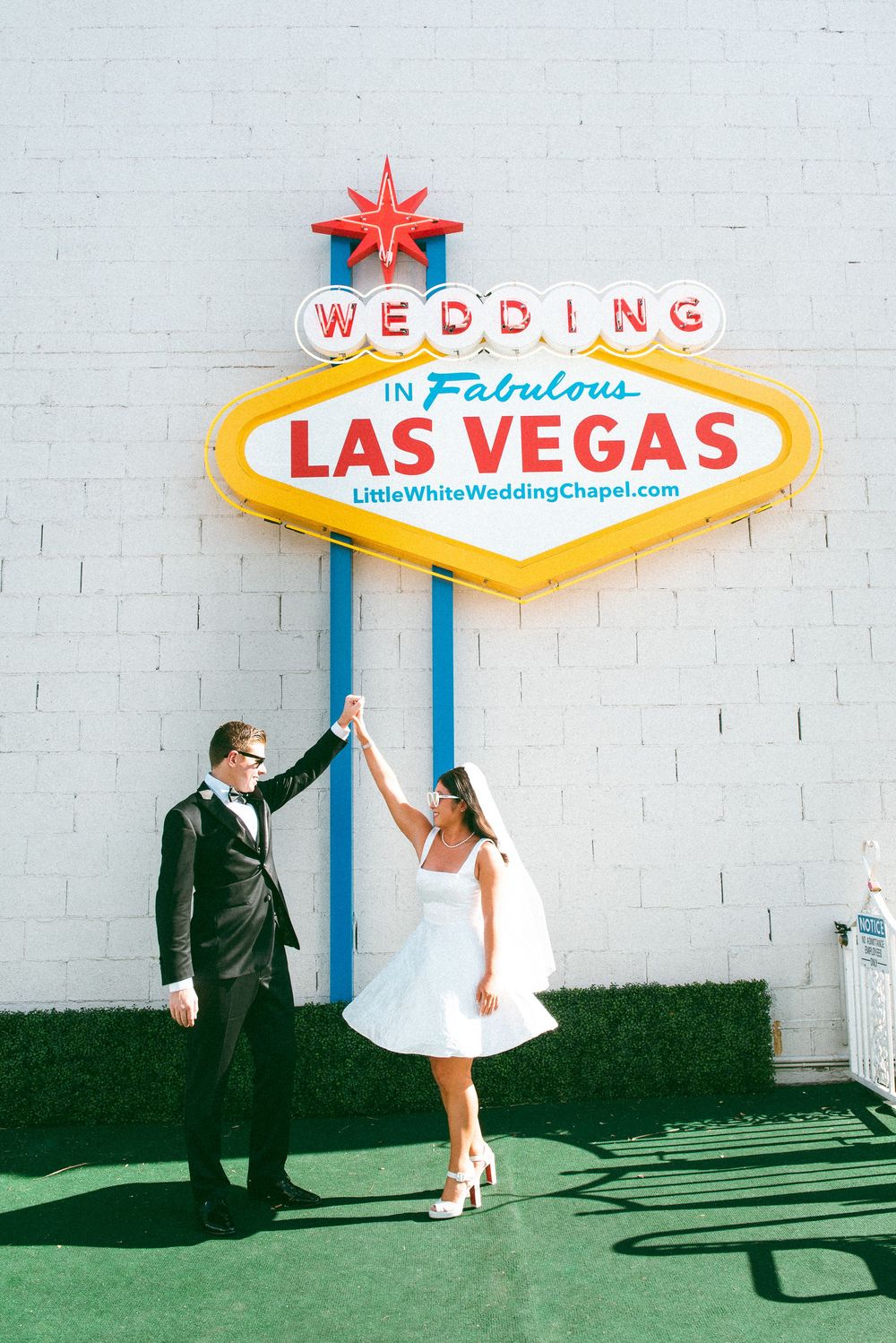 Little White chapel and Las Vegas Strip elopement
