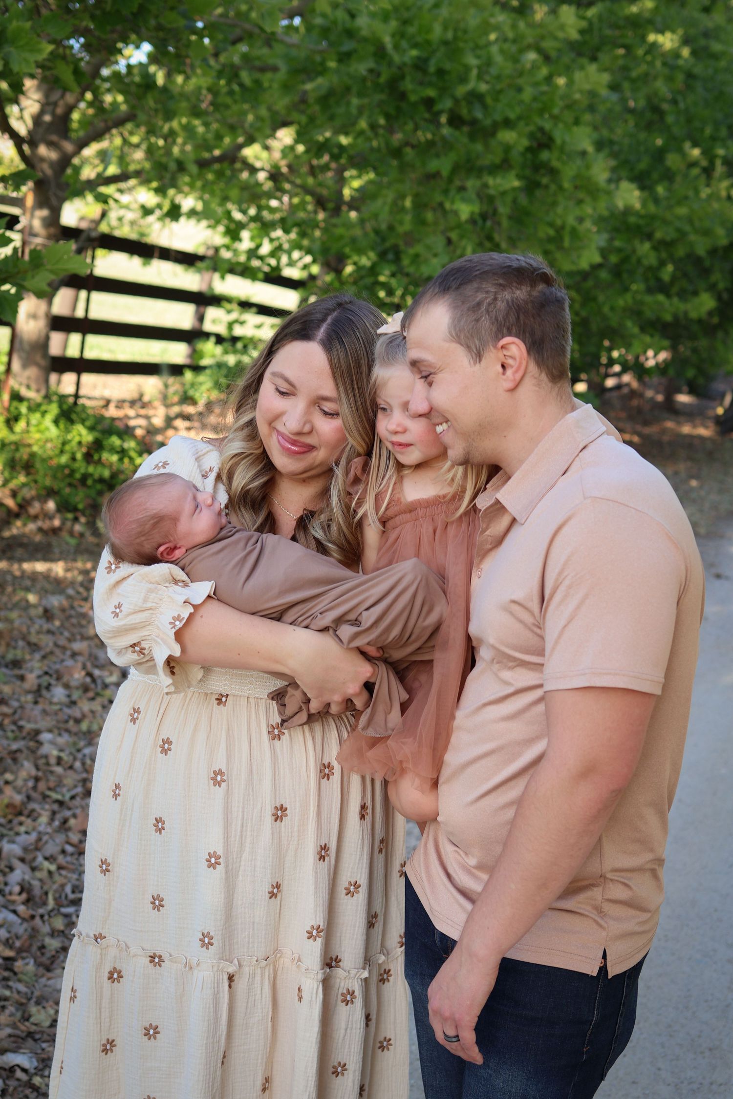 Family in Paso Robles, Ca with new baby and big sister