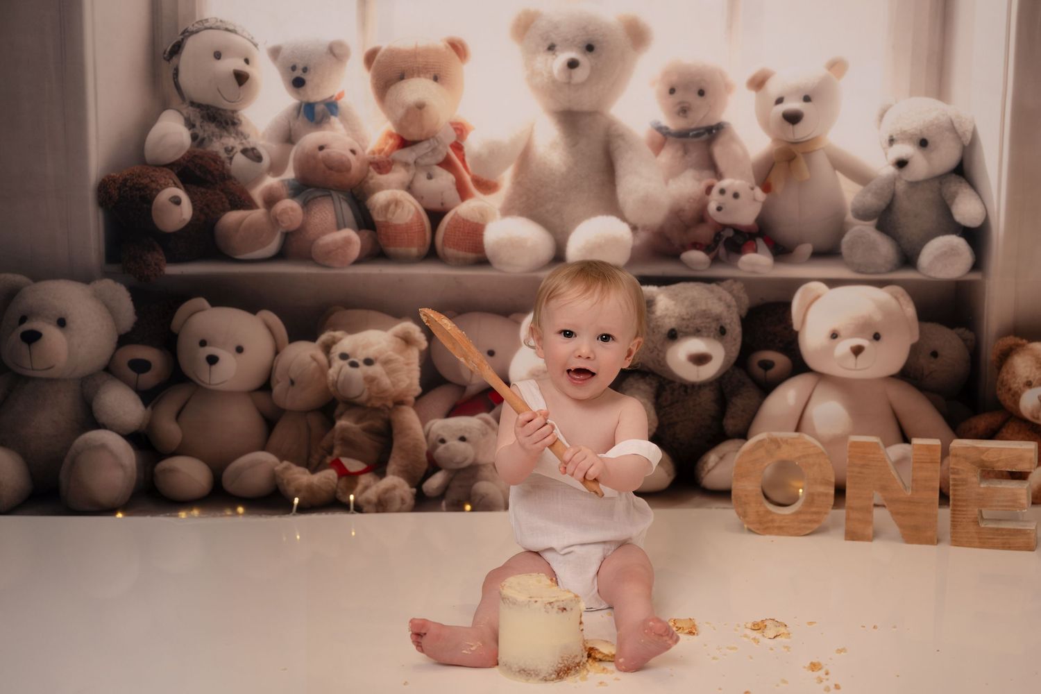 Cake smash photoshoot Aberdeen