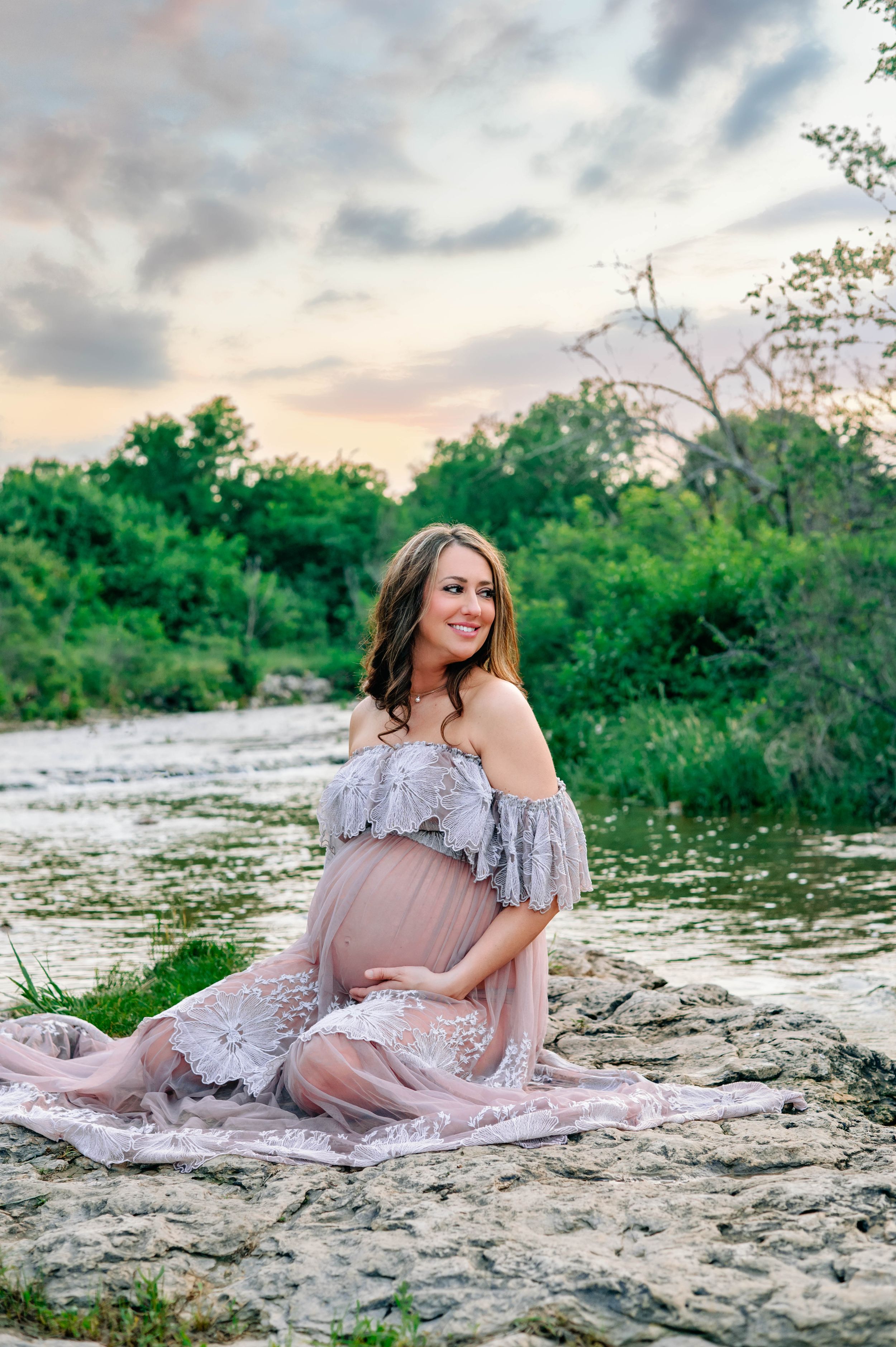 Spring maternity, florals, water, fort worth