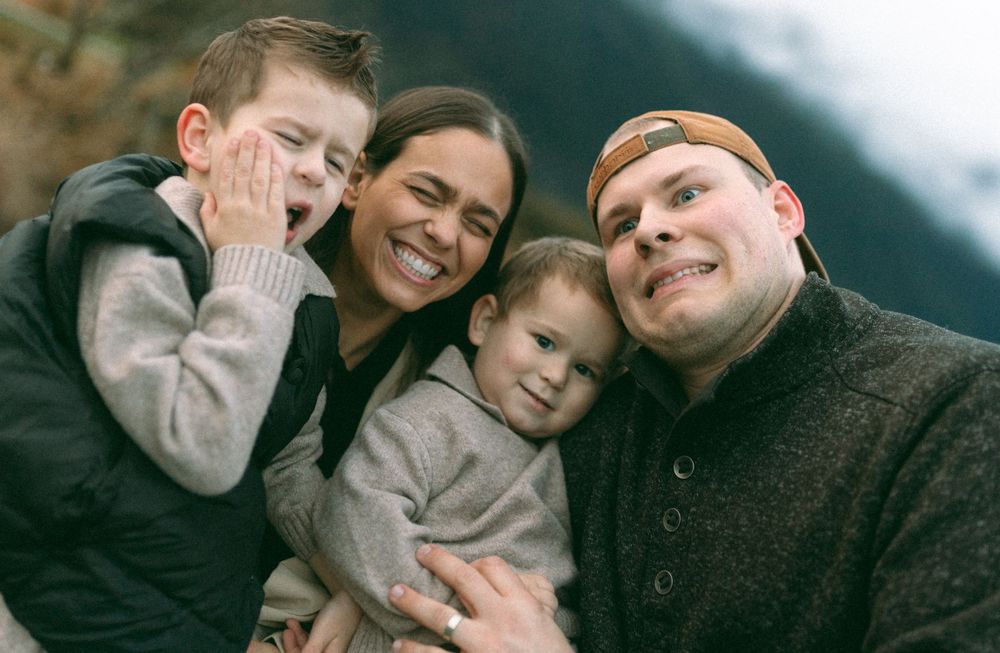 Family Photos at Pitt Lake, Maple Ridge BC