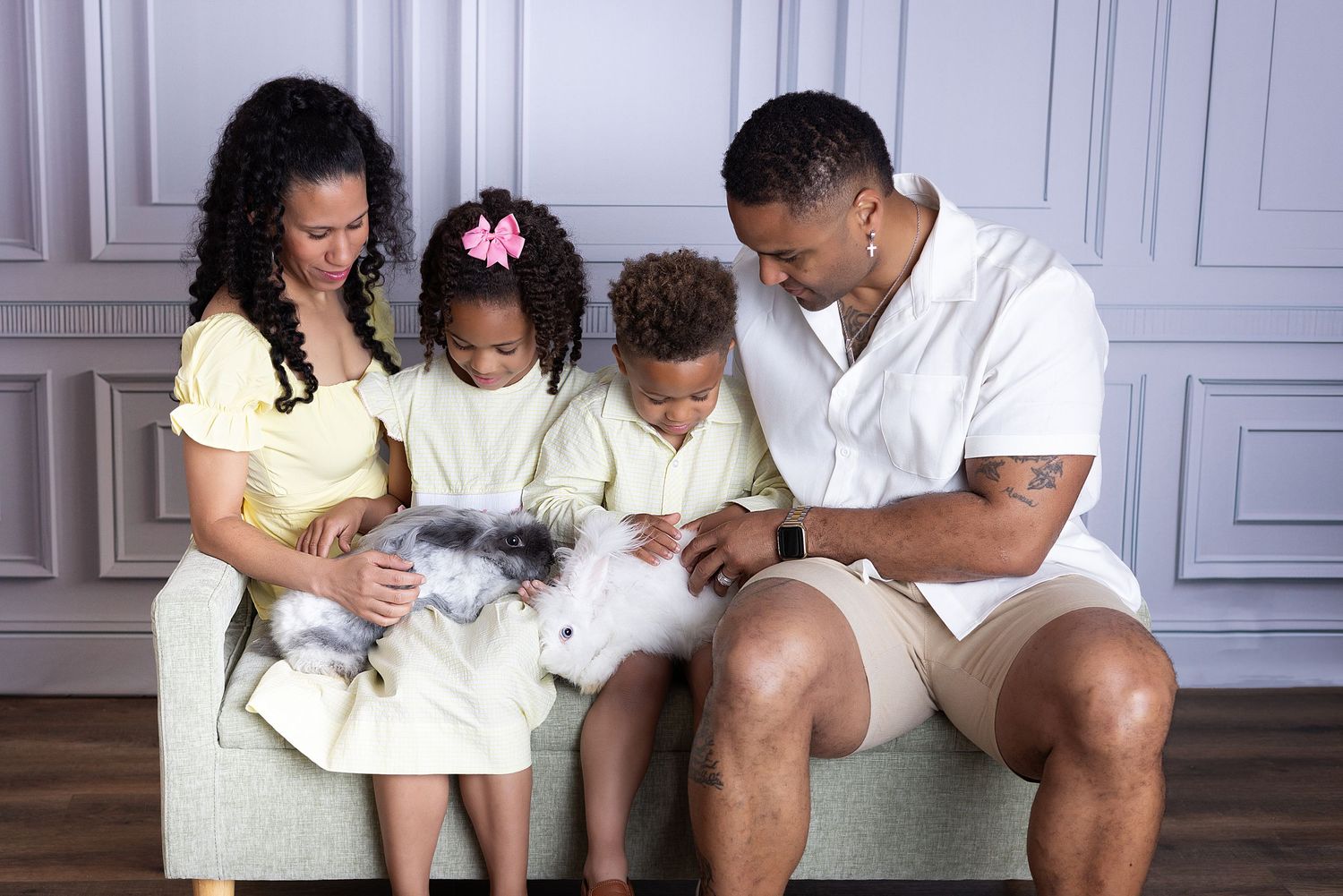 Meredith Rowlen is an award winning Childrens Photographer in Birmingham AL with over 20 years of photography experience.
