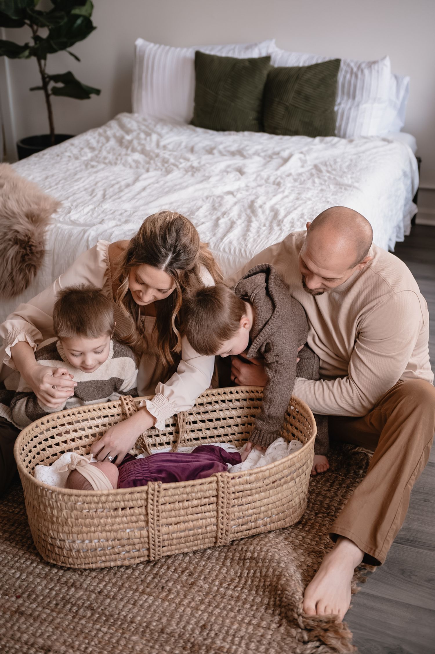 Auburn MA newborn family photographer