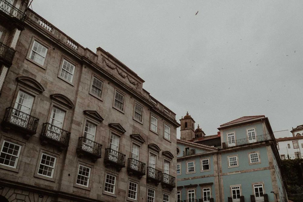 Ribeira do Porto by a Portugal Wedding Photographer