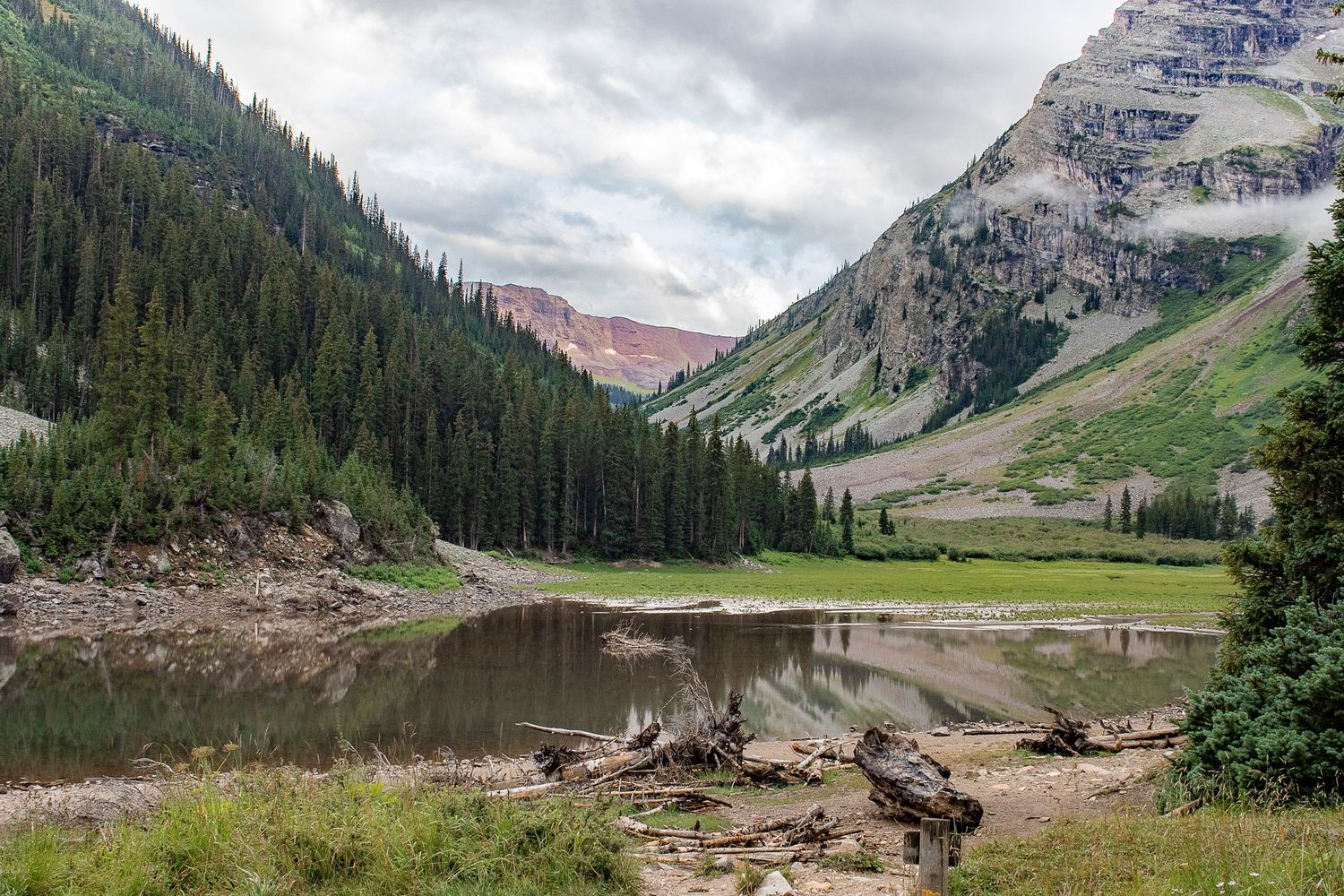 Maroon Bells Elopement Location by Jackalope Mountain Photography