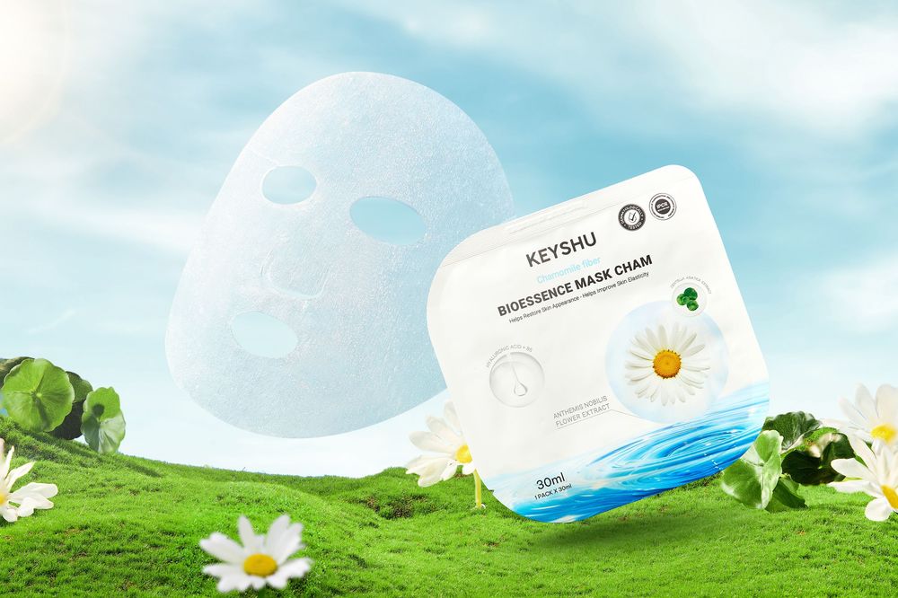 Chụp ảnh sản phẩm skincare thiên nhiên concept màu xanh lá