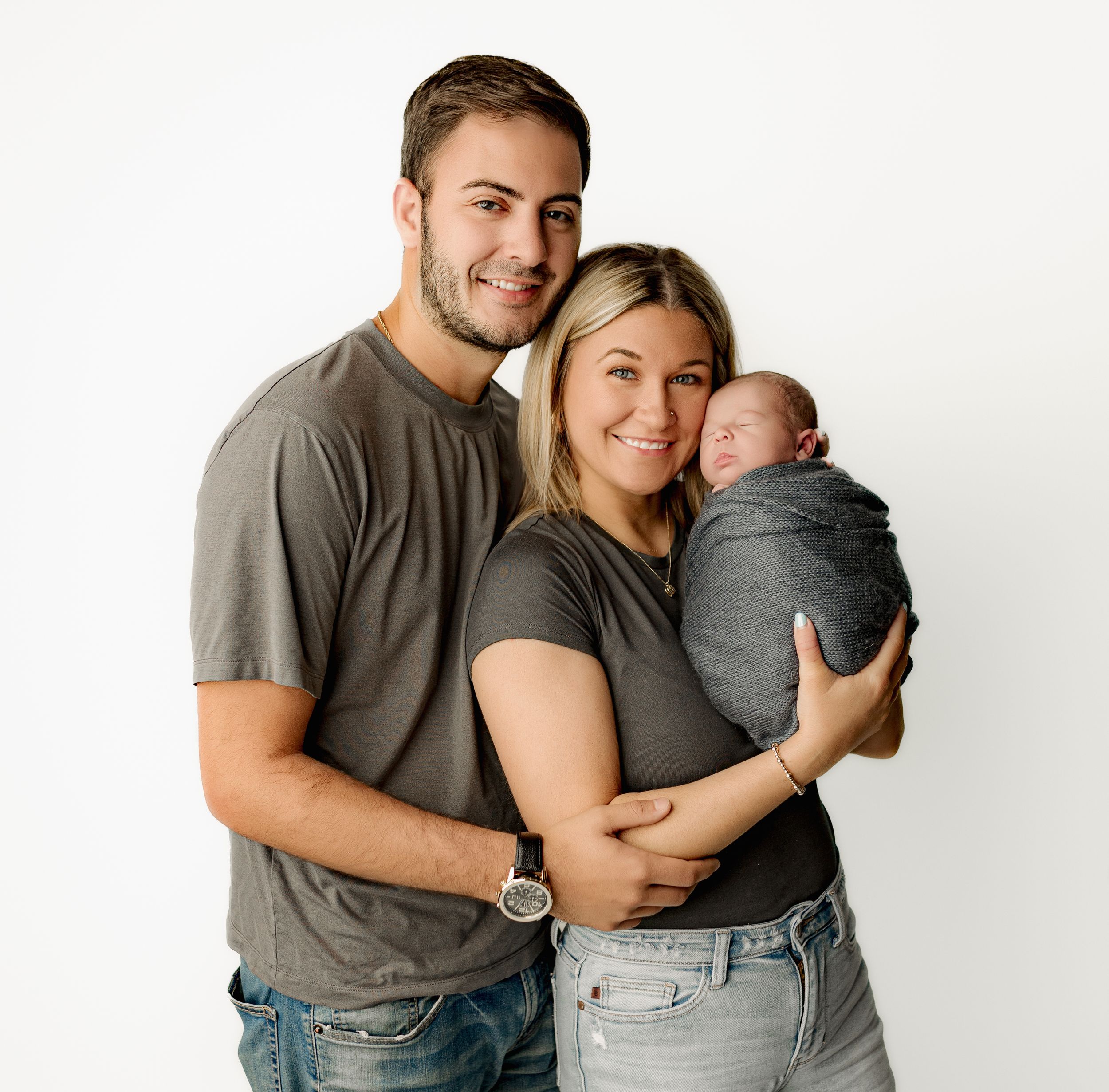 Bailey's Photography | South Point Family Newborn Session | All White Backdrop Portrait